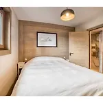 Luxurious 4-room With Pool, Gym, And Parking Megève