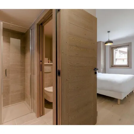 Luxurious 4-room With Pool, Gym, And Parking Lejlighed