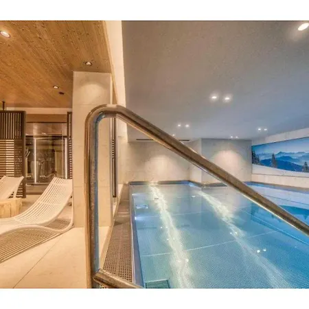 Luxurious 4-room With Pool, Gym, And Parking Megève