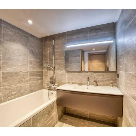 Luxurious 4-room With Pool, Gym, And Parking Apartmán Megève