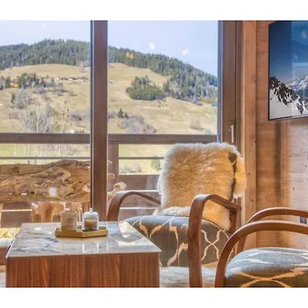 Apartmán Luxurious 4-room With Pool, Gym, And Parking Megève