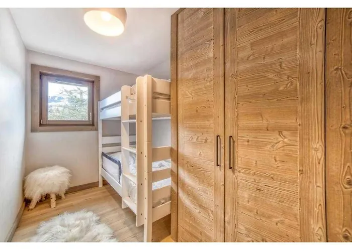 Luxurious 4-room With Pool, Gym, And Parking Διαμέρισμα *