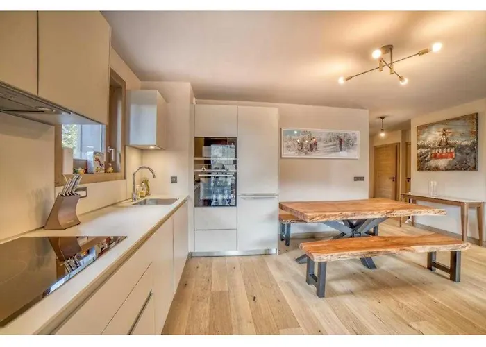 Διαμέρισμα Luxurious 4-room With Pool, Gym, And Parking Megève